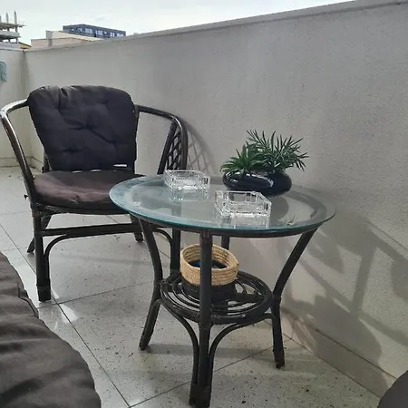 Darius Apartment *